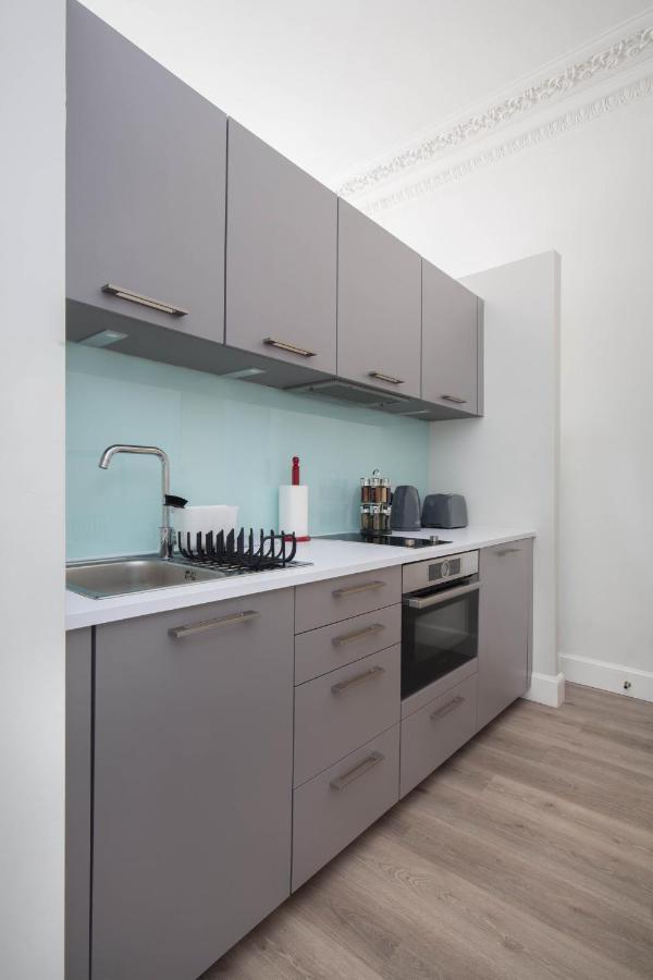 Modern Studio Apartment In Prime Central Location Edinburgh Ngoại thất bức ảnh