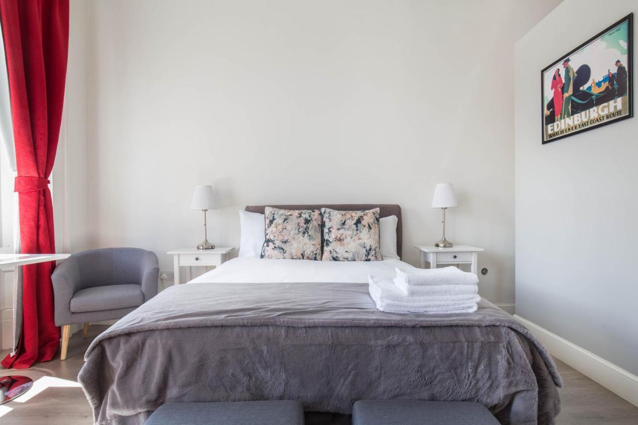 Modern Studio Apartment In Prime Central Location Edinburgh Ngoại thất bức ảnh